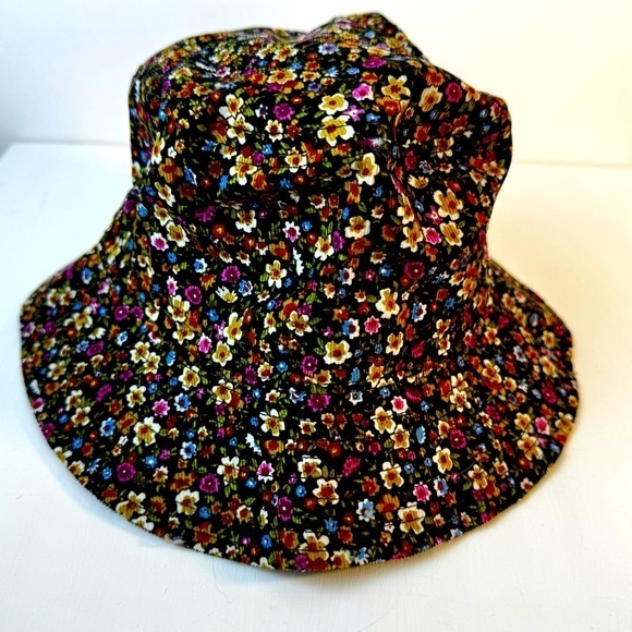 Accessories - Floral Bucket Hat - Multicolor